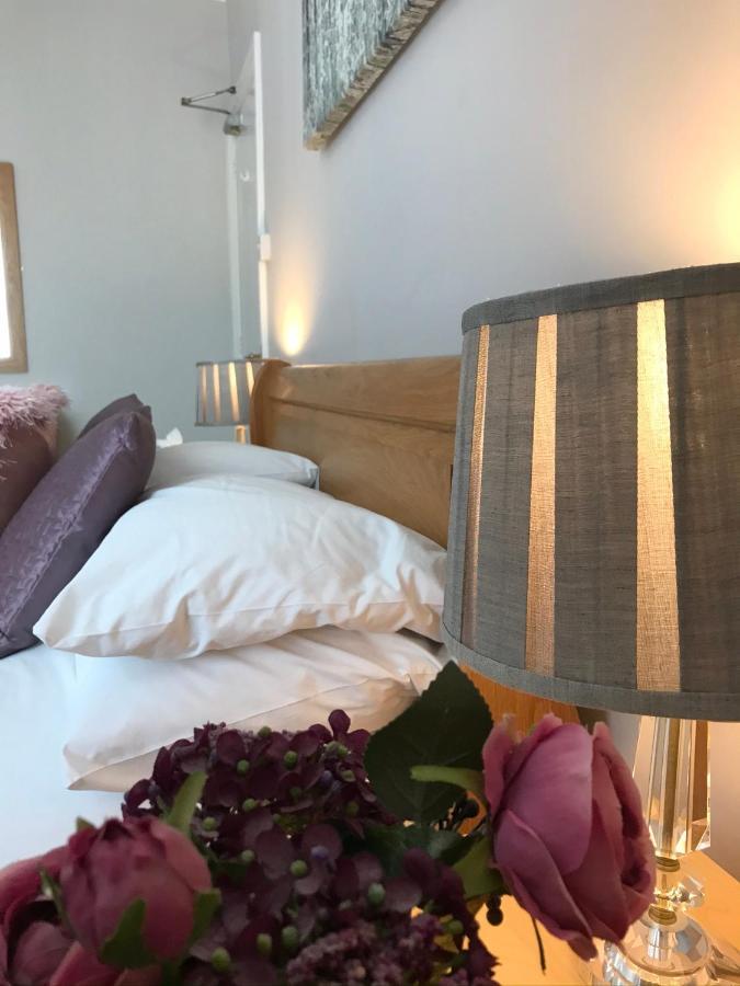 Elizabeth House 2*